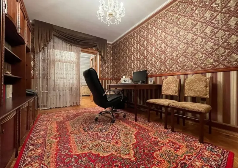 Yashnobod tumani Kadeshev oldida 3 x.li Maklersiz 5