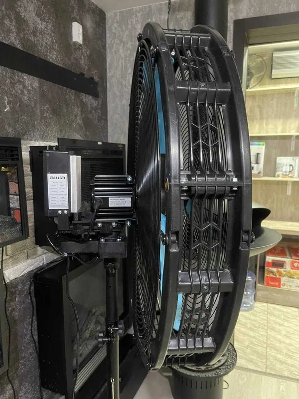 AIWA 820 вентилятор на штативе