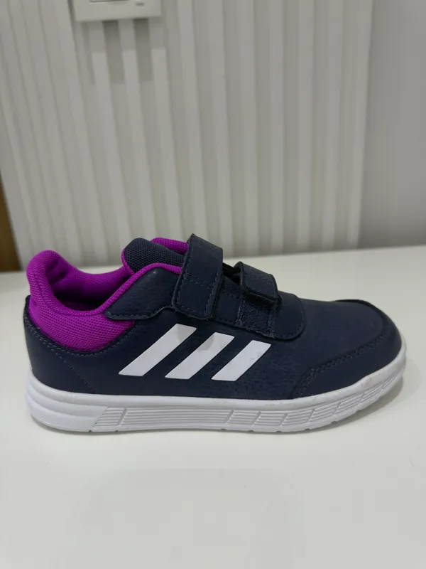 Детские original Adidas кроссовки размер 30 — фото 1 Детские original Adidas кроссовки размер 30 — фото 1