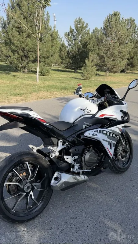 QJMOTO 450 RR 3 QJMOTO 450 RR 3
