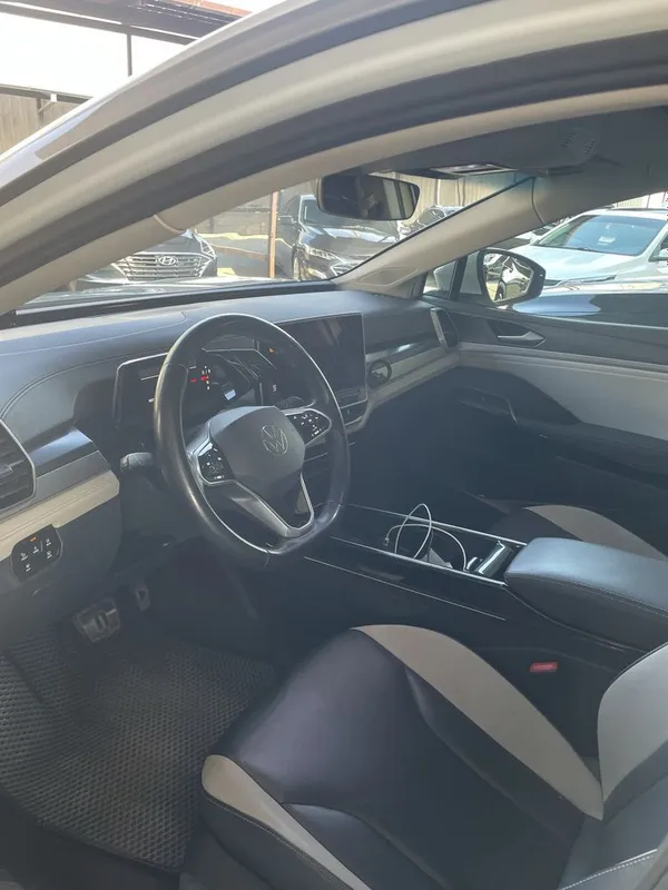 Volkswagen id6 crozz pure+ 4 Volkswagen id6 crozz pure+ 4