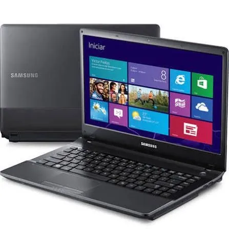 Ноутбук SAMSUNG 300E4C 2012г.