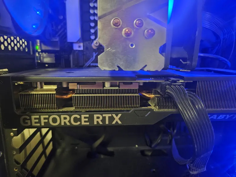 GIGABYTE RTX 4070 12GB OC — фото 1
