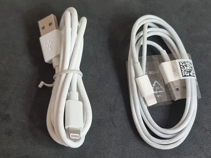 Кабель зарядки и данных lighting iPhone цена за 2 штуки 1 Кабель зарядки и данных lighting iPhone цена за 2 штуки 1