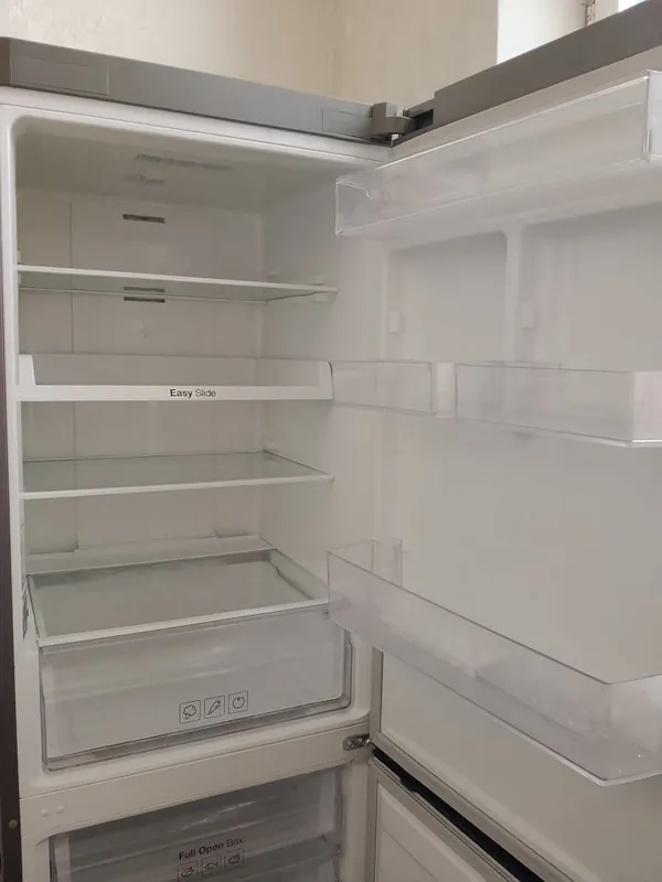 Холодильник Samsung 3