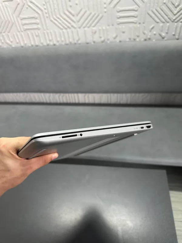 HP laptop 15, xotira 8/512GB — фото 3
