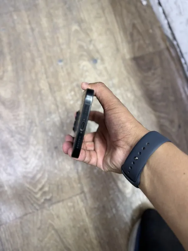 Iphone 16promax 256GB — фото 4