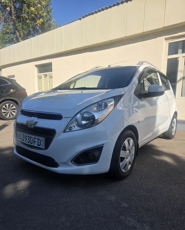 Аренда автомобиля Spark 2015 года 1 Аренда автомобиля Spark 2015 года 1