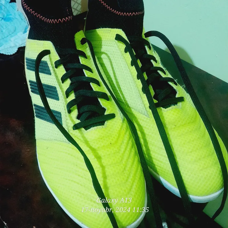 Оригинальные ADIDAS PREDATOR, привезены из России 1 Оригинальные ADIDAS PREDATOR, привезены из России 1