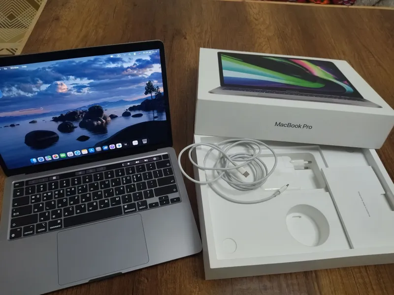 MacBook pro M1 8/256 95% 4 MacBook pro M1 8/256 95% 4