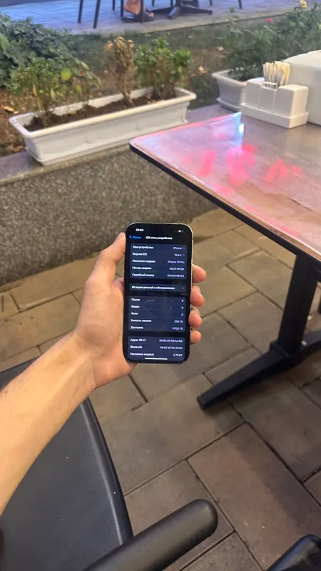 iPhone 14 pro 4
