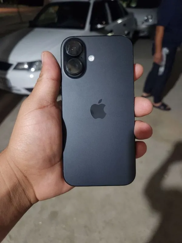 Iphone 16 128gb black