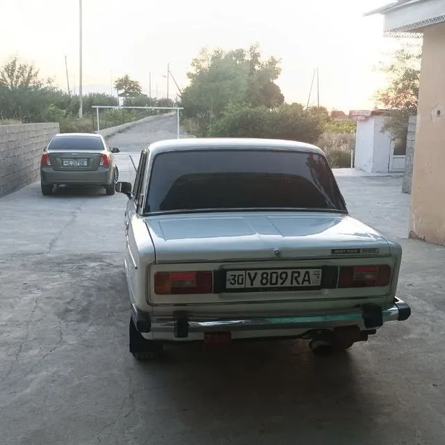 Avtomobil sotiladi