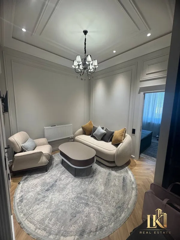 Продаётся 2-комнатная квартира в ЖК Zarafshan Golden Group 6