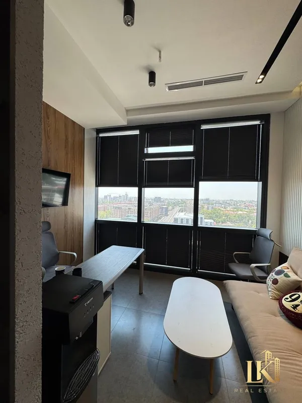 Продаётся нежилое помещение с арендатором в ЖК Piramit Tower