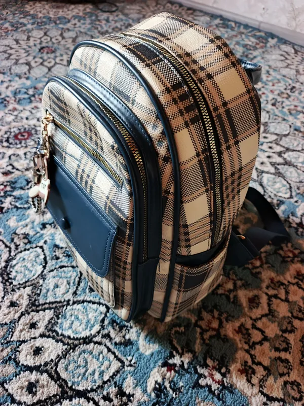 Sumka maktab oʻquvchilari studentlar uchun