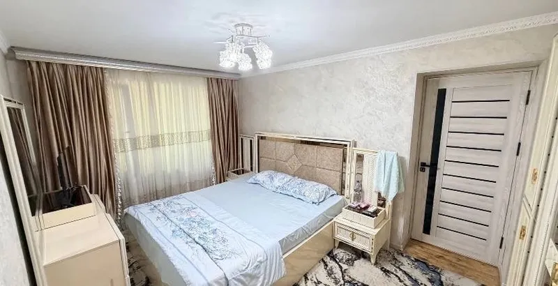 Чиланзар 8 квартал 1/1/4 кирпич