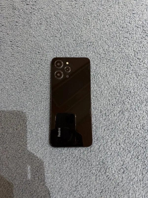 Redmi 12 128 hotira 2 Redmi 12 128 hotira 2