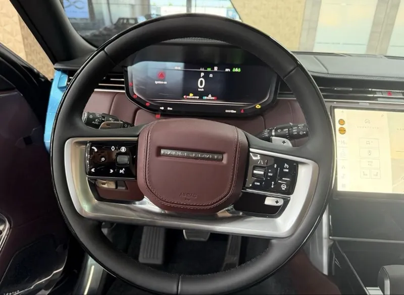 Range Rover P400 V6 3.0 new 2026 4 Range Rover P400 V6 3.0 new 2026 4