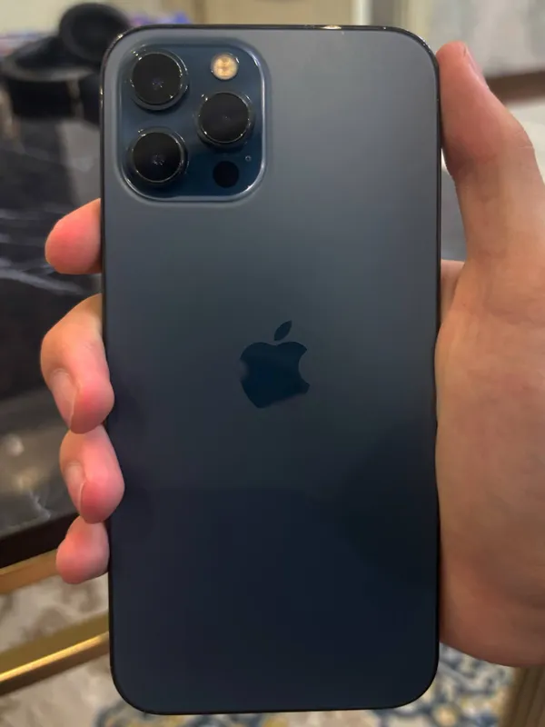 Iphone 12 Pro Max — фото 1