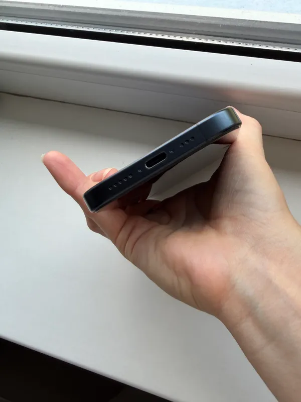 iPhone 15 Pro sotiladi 6 iPhone 15 Pro sotiladi 6