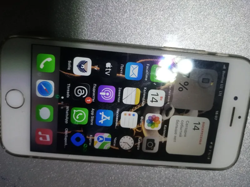 Iphone7 obmen bor iphone va Infinix 60 yoki50