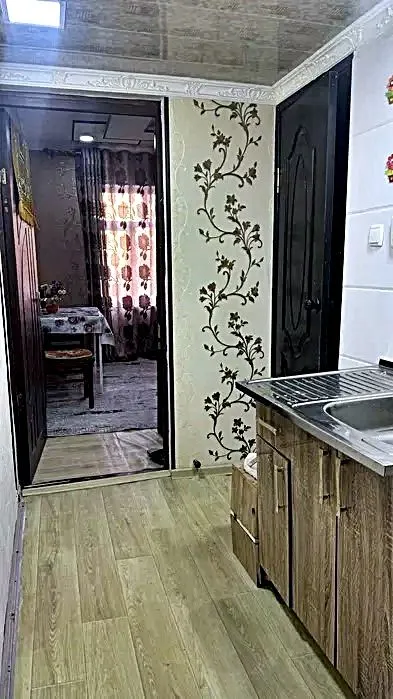 метро Буюк Ипак Йули. Боз Базар. 4