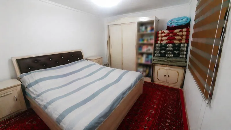 Spalniy mebel,shkaf,2 ta tumbochka,1ta sandiq