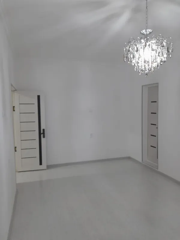 продаю свою квартиру на Юнусабаде 19кв 1ком 3 этаж 1