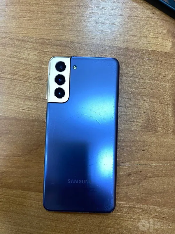 Samsung S21 5G идеальный 8 Samsung S21 5G идеальный 8