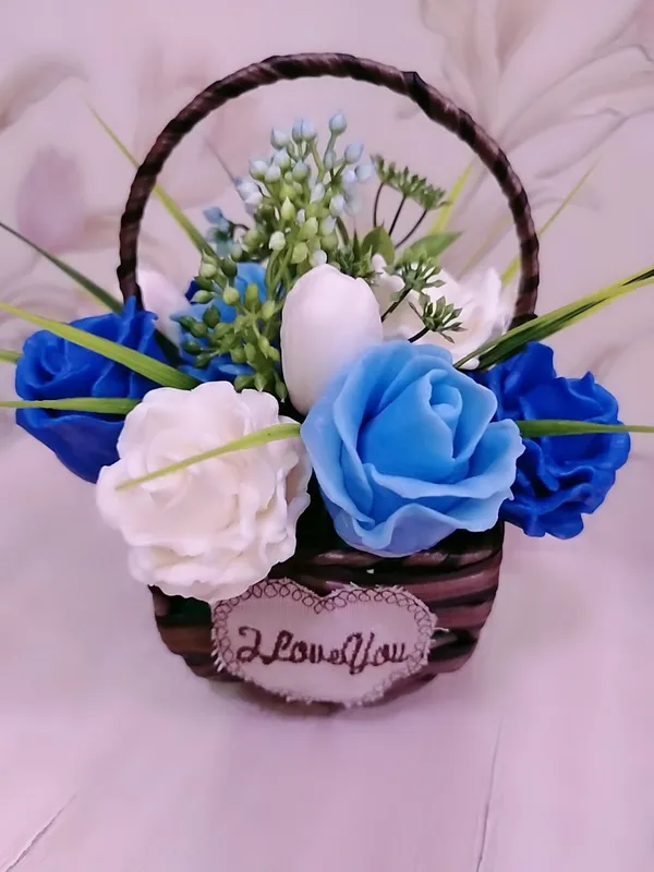 sovinli gul sotiladi kuk oq rangda