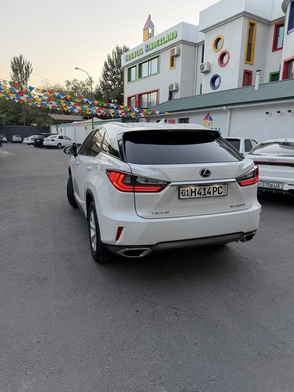 Lexus RX200t, в идеальном состоянии, 2016 год, 161 тыс. км 7 Lexus RX200t, в идеальном состоянии, 2016 год, 161 тыс. км 7