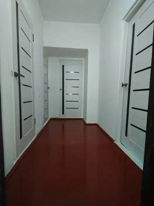 Kvartira sotiladi Sergeli tumani