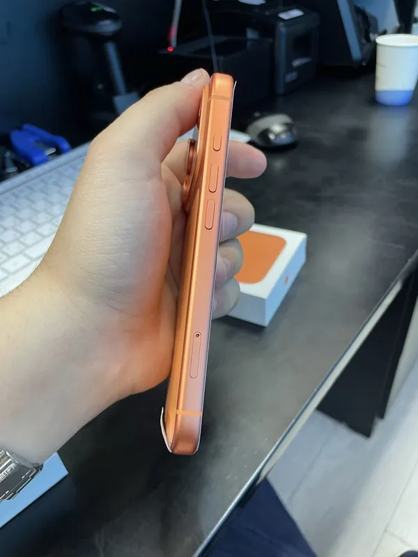 iPhone 17 Pro 512GB Orange sim+esim — фото 3