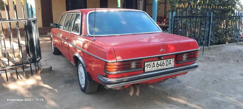 Мерседес W 123 limo 4 Мерседес W 123 limo 4