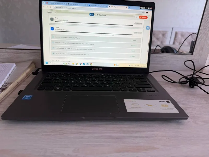 Ноутбук Asus Vivobook — фото 1
