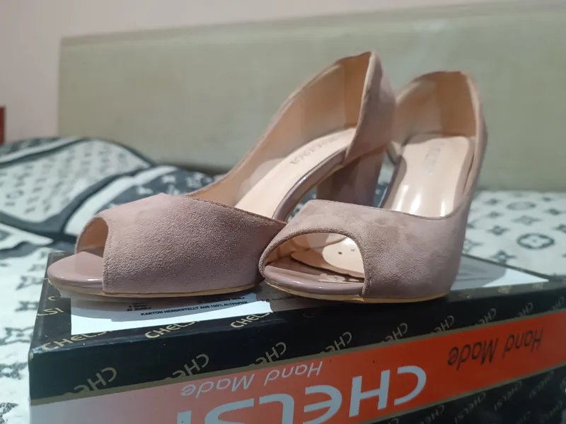 oyoq kiyim ayollar 40 razmer 2 oyoq kiyim ayollar 40 razmer 2