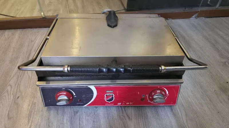 Продам Турецкий тостер 1 Продам Турецкий тостер 1