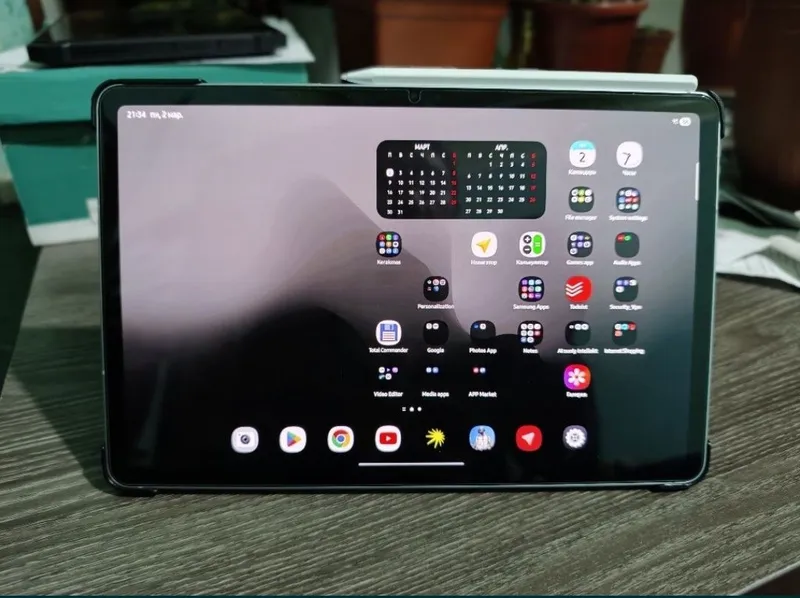 Samsung Galaxy tab s11 deyarli yangi