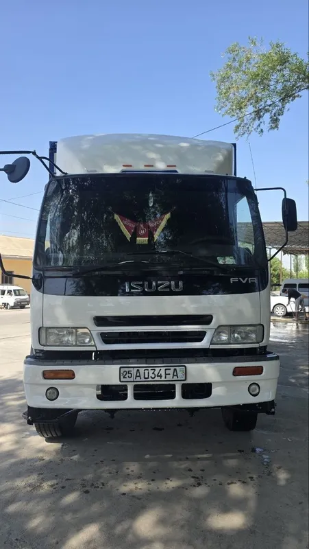 Isuzu Katta bort yuk tashuvchi (10 tonnali) Isuzu Katta bort yuk tashuvchi (10 tonnali)