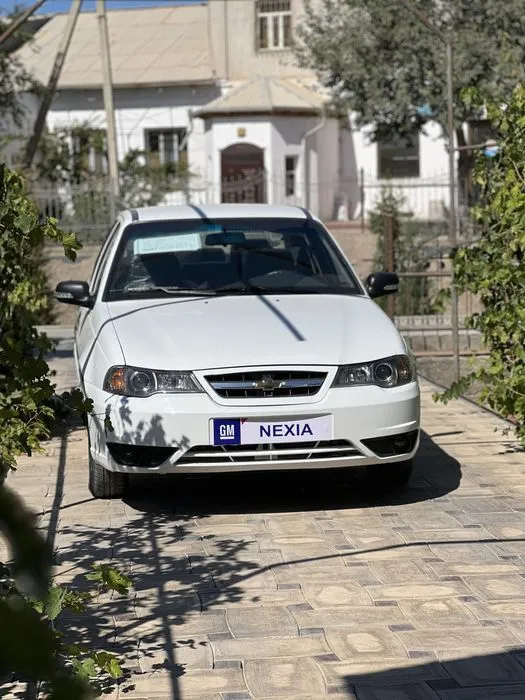 nexia 2 sotiladi