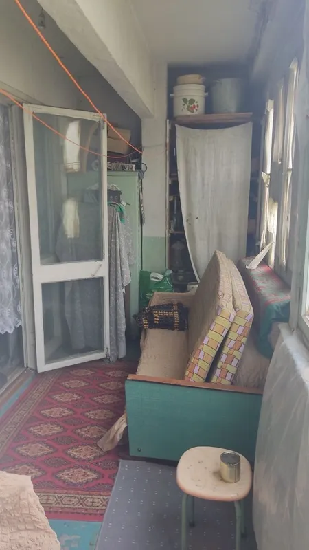 2 xonali sotiladi, Yakkasaroy, Bobur 1