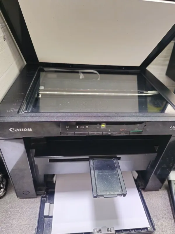 Принтер CANON I-Senys MF 3101 3 в одном. 2 Принтер CANON I-Senys MF 3101 3 в одном. 2