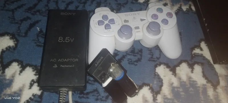 playstation 2|| 1 joystik || 2 fleshka — фото 1