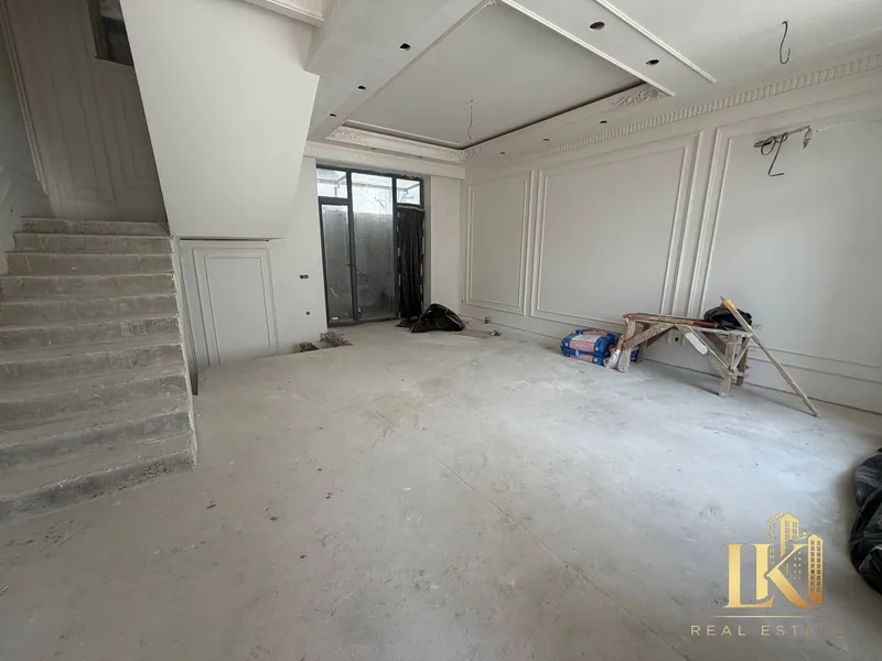 Просторный коттедж 300 м² в комплексе Alfraganus с террасой и подвалом — фото 4