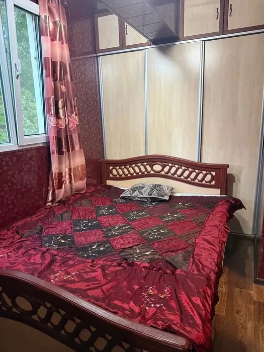 4-комнатная квартира, 75 м², 2/9, Яккасарайский район (ориентир: Башлык Султан) — фото 1