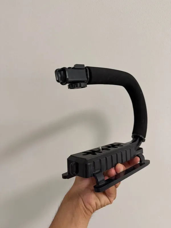 Бу қурилманинг умумий номи: Camera Stabilizer Rig — камера стабилизато — фото 1 Бу қурилманинг умумий номи: Camera Stabilizer Rig — камера стабилизато — фото 1