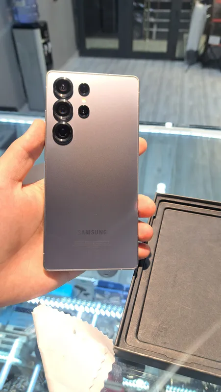 Samsung Galaxy S25 Ultra 2 Samsung Galaxy S25 Ultra 2