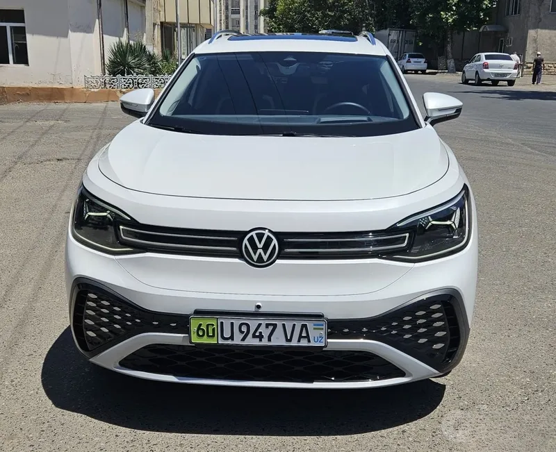 Volkswagen ID 6 Crozz Pro 4 Volkswagen ID 6 Crozz Pro 4