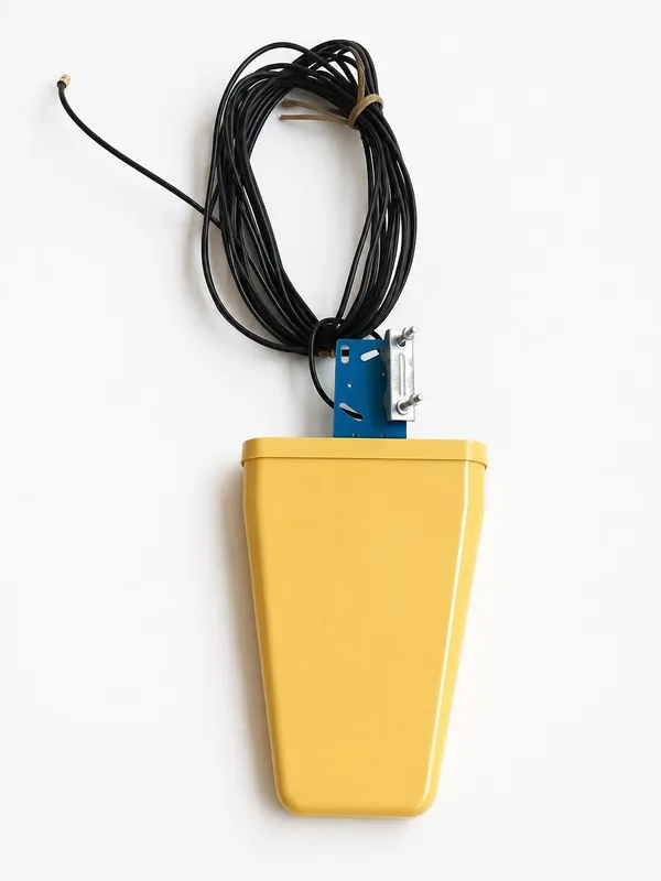 4G LTE modem va routerlar kuchaytiruvchi antenna. Внешняя антенна для — фото 1